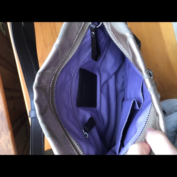 Coach shoulder bag - Picture 3 of 3